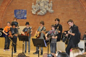 Club Guitare au Collège Dominique SAVIO