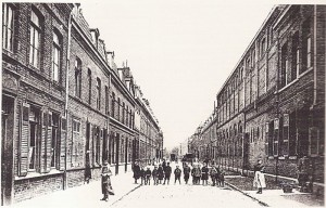 1908 : L’école de filles rue Bernard (actuellement rue Gabrielle Bouveur) - Collège Dominique SAVIO